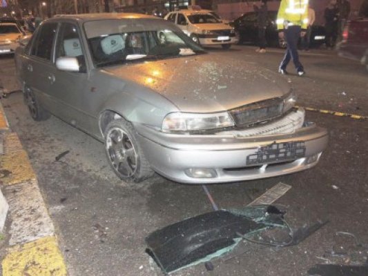Pericol public pe şosele: un notar băut a făcut praf 5 maşini şi s-a dat cu roţile în sus - află cât alcool a avut în sânge!